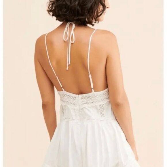 New Free People Taya Romper white lace halter size 4
Retail $198 - Picture 5 of 15
